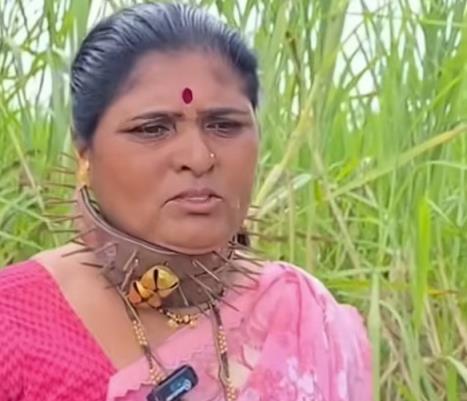 为防豹子偷袭 印度村民戴上了“脖圈”(图2)