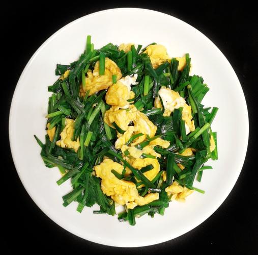 韭菜炒鸡蛋咸了怎么补救?韭菜炒鸡蛋酸了还能吃吗