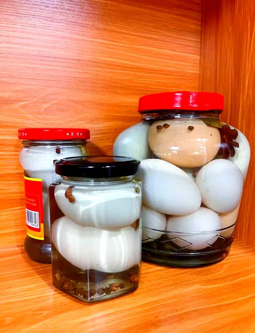 腌咸鸭蛋快速的方法?？腌咸鸭蛋怎么操作