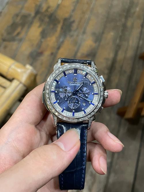 手表上的蓝宝石是天然的吗?手表上蓝宝石是什么意思