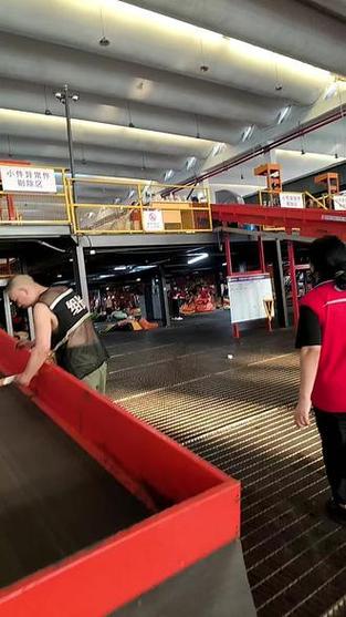 分拣快递为什么都是夜班?快递分拣员为什么晚上工作