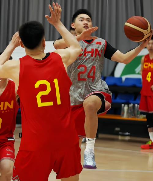 打篮球的第六人是什么意思?篮球里的第六人