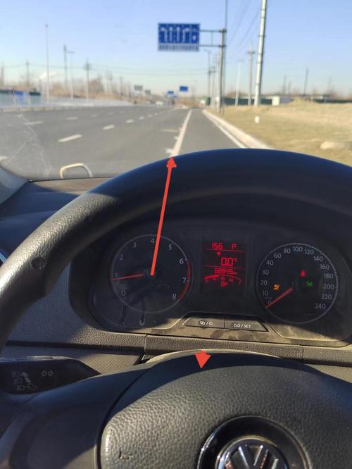 科三可以看仪表吗？科三考试能不能看仪表盘