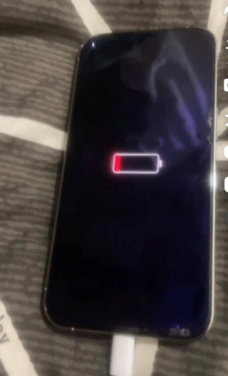 苹果5充电没反应不能开机?苹果五充电开不了机怎么办