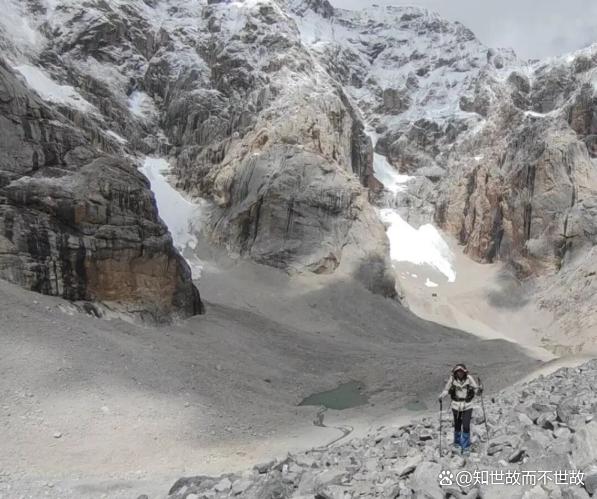 奇迹!手机遗落新疆无人区三年?竟被陌生人跨越5000公里送回家