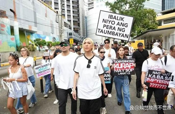 菲律宾风暴:65万人上街?反腐怒火席卷马尼拉