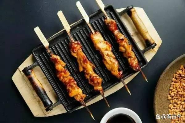 全国首家烧烤学院正式开班?“烟火气”也能玩成“学术范”!