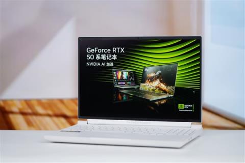 锐龙R9-9850HX万元本!雷神猎刃S游戏本图赏(图3)