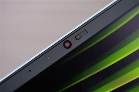 锐龙R9-9850HX万元本!雷神猎刃S游戏本图赏(图17)