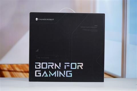 锐龙R9-9850HX万元本!雷神猎刃S游戏本图赏(图27)