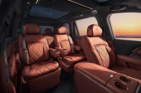 37.99万起 岚图泰山上市：全系65度大电池 华为顶级智驾(图17)