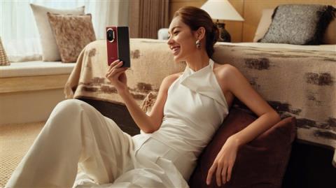 华为MateX7四配色官图发布：独一无二新设计 最强辨识度(图4)