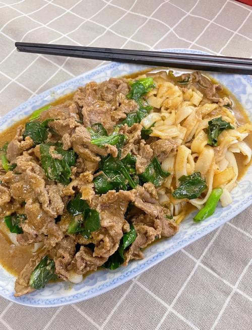 干炒粿条和湿炒粿条哪种好吃？湿炒粿条上火吗