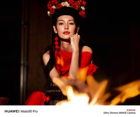 何刚晒华为Mate80系列实拍样张：红枫影像色彩表现一绝(图9)