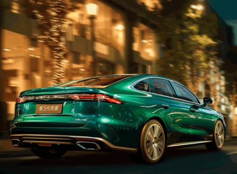 年轻人的第一台“AM吉” 第五代吉利帝豪上市:限时6.59万起(图6)