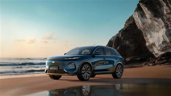 一加Ace 6T首发超8000mAh电池+100W闪充 网友：only一加can do