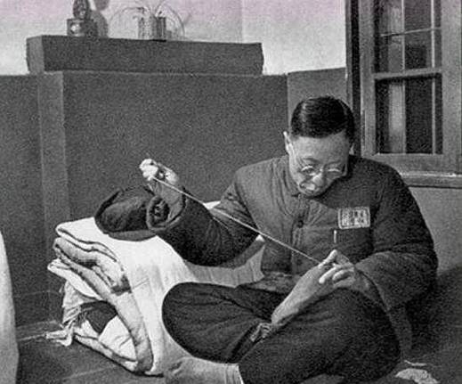 清朝溥仪退位时间？清朝退位后溥仪的生活