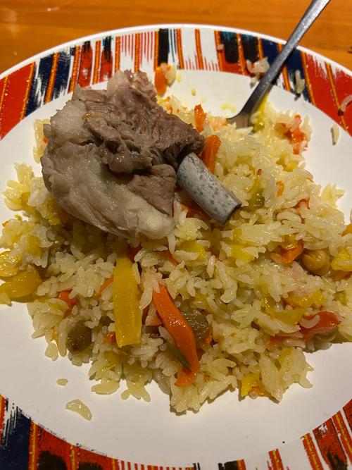 排骨手抓饭怎么做好吃？手抓排骨米饭怎么做好吃