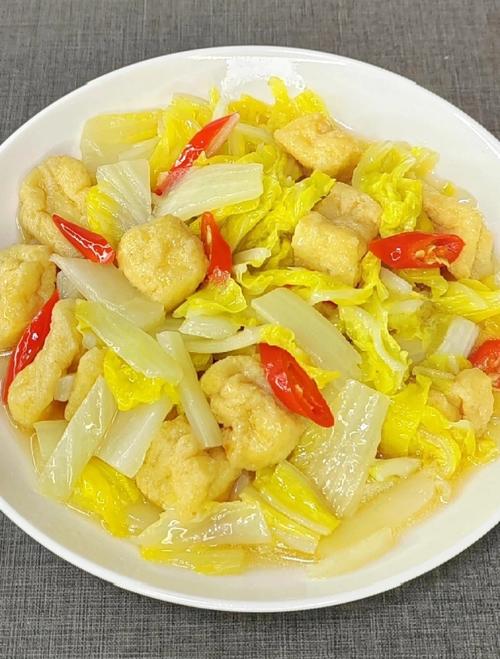 青菜炒黄豆芽是怎么做的？黄豆芽炒青菜咋样做好吃