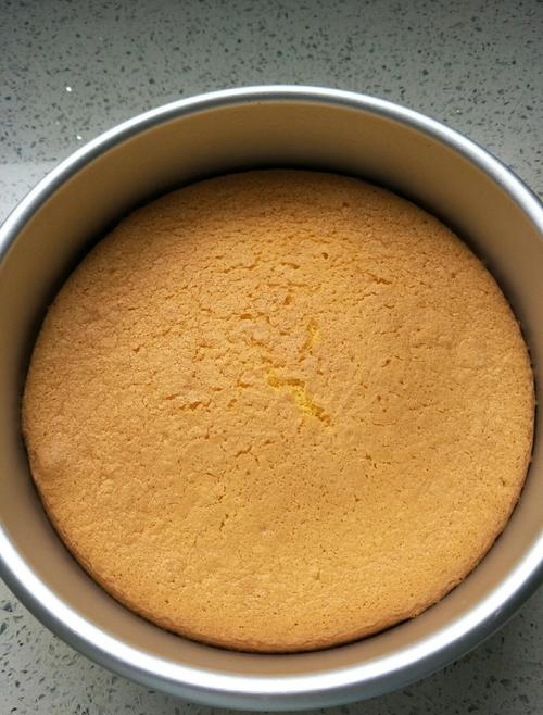 做蛋糕不用低筋面粉用普通面粉可行？做蛋糕不用低筋面粉用普通面粉可行吗