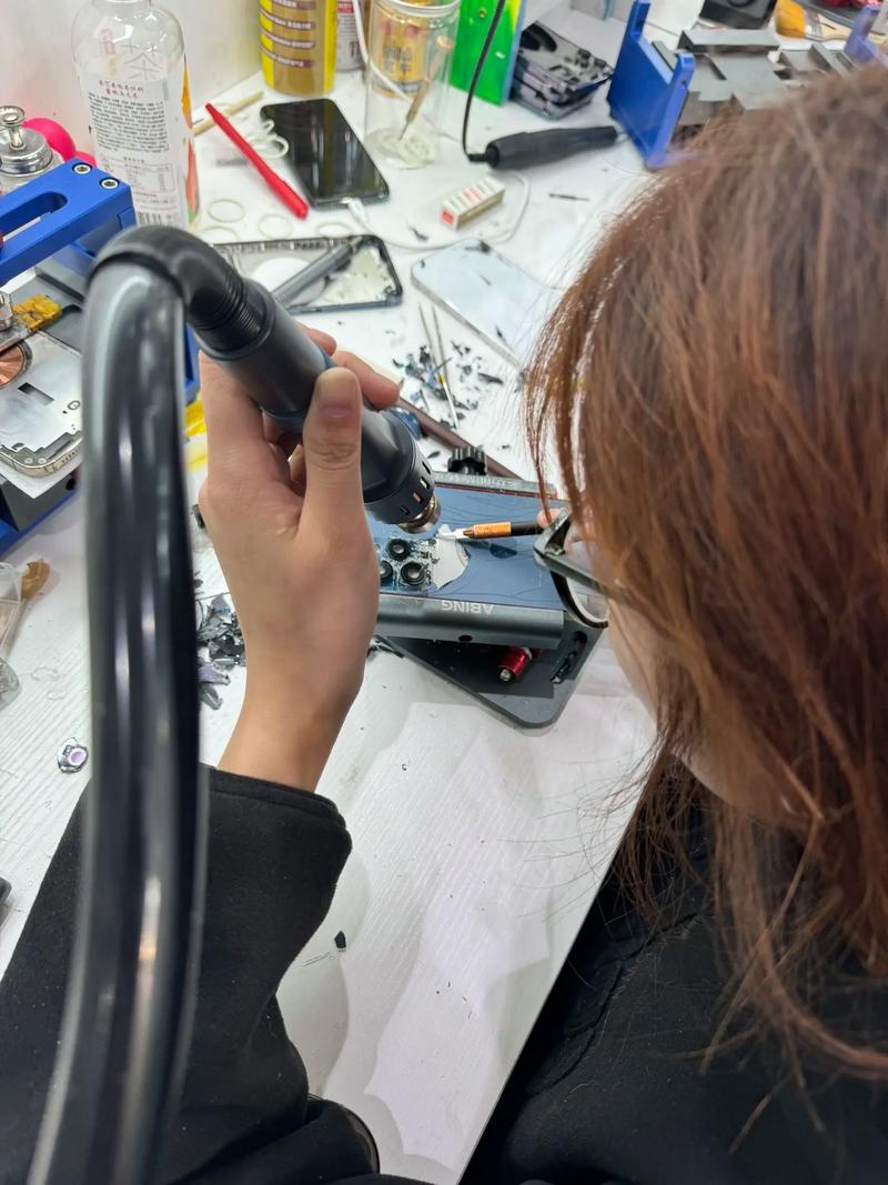 苹果手机维修需要什么证件？iphone手机维修需要带什么