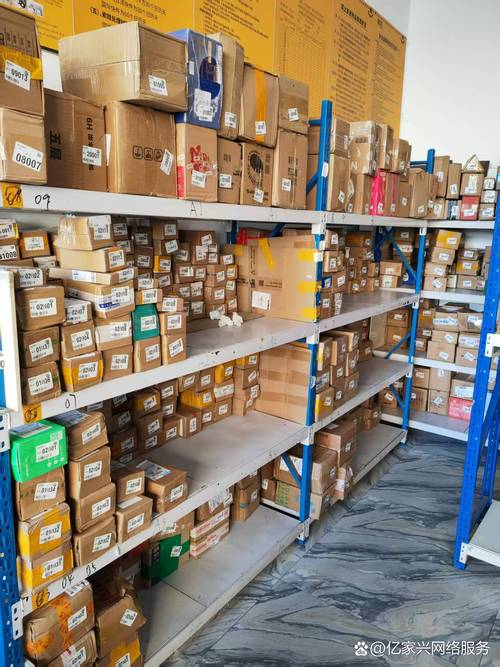 快递店里卖什么东西比较好?快递店边上开什么店好