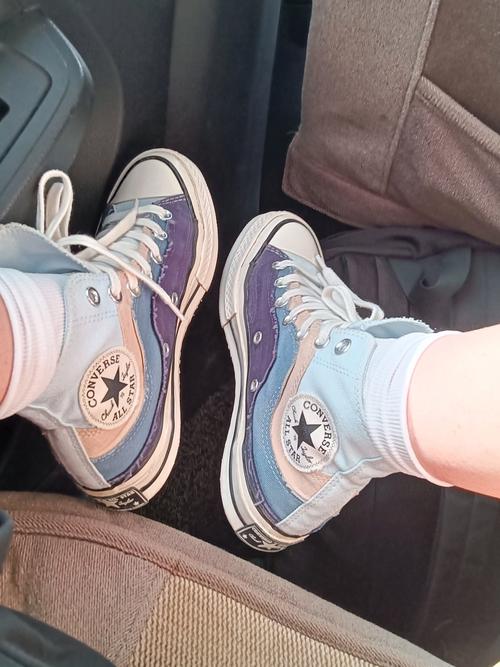 匡威鞋子硌脚怎么办？匡威脚疼怎么办