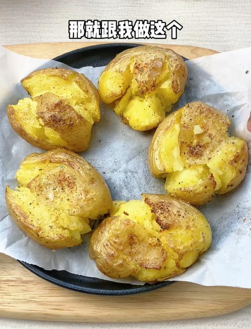 烤箱烤土豆整个要多久？烤箱烤土豆整个要多久才熟