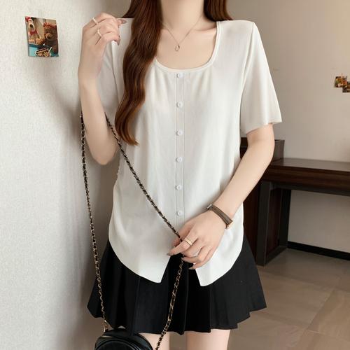 胖人穿短款上衣怎么搭配?胖人穿短款上衣怎么搭配好看