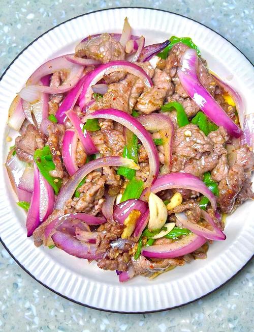 洋葱是淀粉类食物吗?洋葱有淀粉成分吗