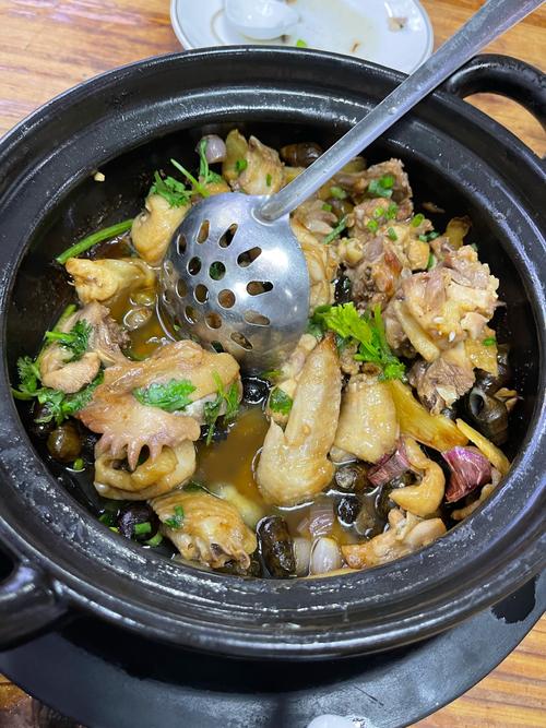 腊鸡火锅的做法最正宗的做法？腊鸡子火锅的做法大全窍门