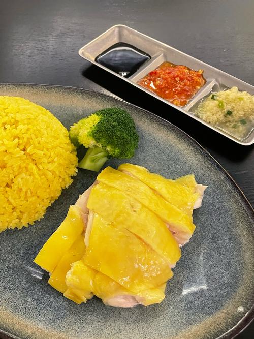 求海南鸡饭米饭的正宗做法？海南鸡饭的做法大全窍门