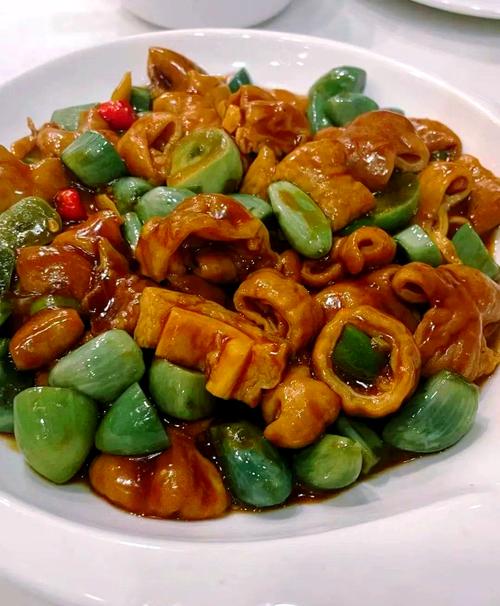 腊八蒜能配什么菜炒吗好吃吗？腊八蒜怎么配菜