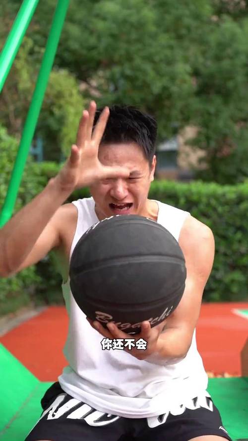 偷篮球的人可以报警抓他吗？篮球偷球技巧