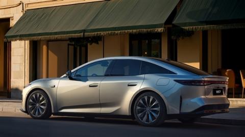 华为电机+鸿蒙座舱+小米生态!广汽丰田铂智7发布(图6)