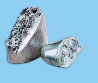 我国严格管制:稀土元素钇疯狂涨价1500%!没它造不了芯片(图2)