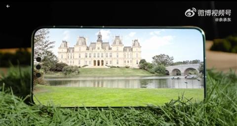 余承东亲测有效:华为Mate80ProMax屏幕太阳下也能看清(图2)