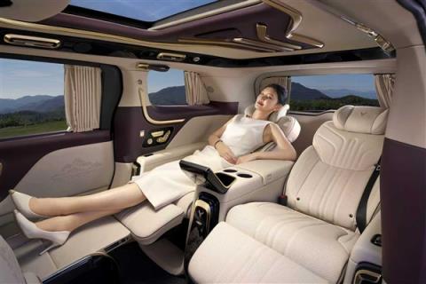 70.99万 岚图梦想家山河上市:尊享四座 剑指丰田埃尔法(图5)