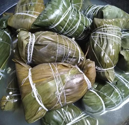 枧水粽枧水与米的比例？枧水粽子的做法和配料