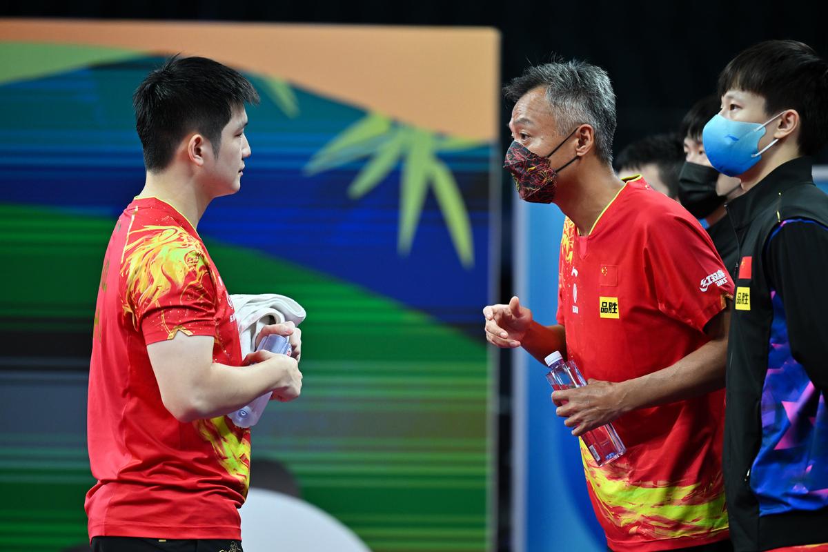 许昕十五届全运泪洒赛场:愧对家人同事的深情告白