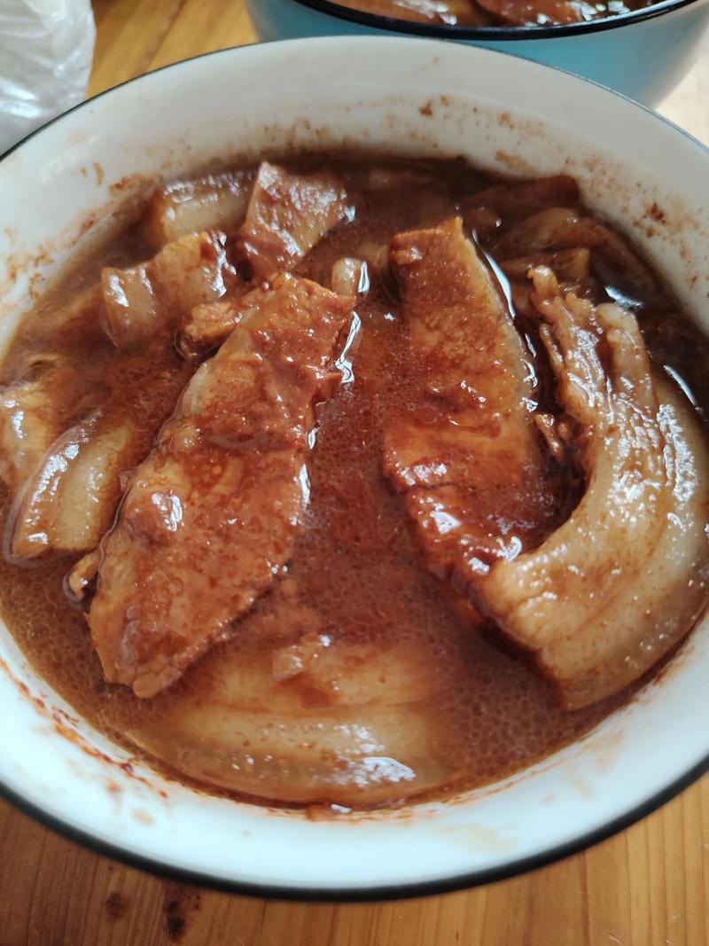 腐乳炒肉的家常做法？腐乳炒肉片的做法大全