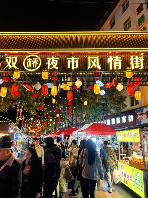 昆明本地特色美食街在哪里？昆明本地人常去的美食街