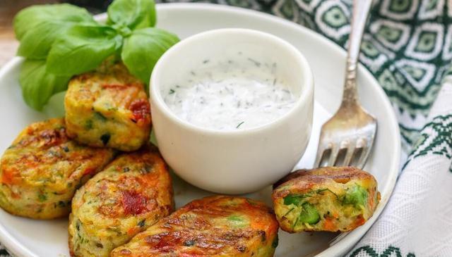 人到中年,早餐要吃好,这几样,比钙片强多了