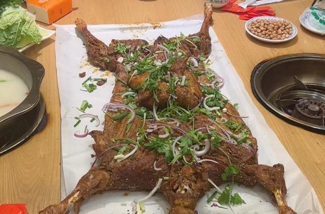 甘肃名菜盘点:6道地道美食,口味鲜明令人难忘