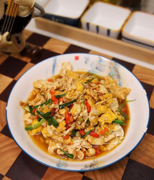 这道湖南名菜太火了!简单食材做出绝妙味道,堪称免疫力榜样!