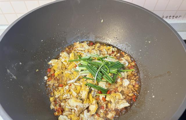 这道湖南名菜太火了!简单食材做出绝妙味道,堪称免疫力榜样!