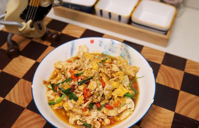 这道湖南名菜太火了!简单食材做出绝妙味道,堪称免疫力榜样!