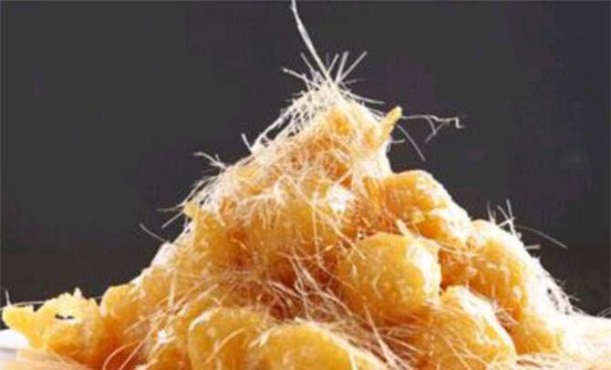 大厨教你做东北名菜拔丝白果,色泽金黄,口感酥香甜脆,好吃极了