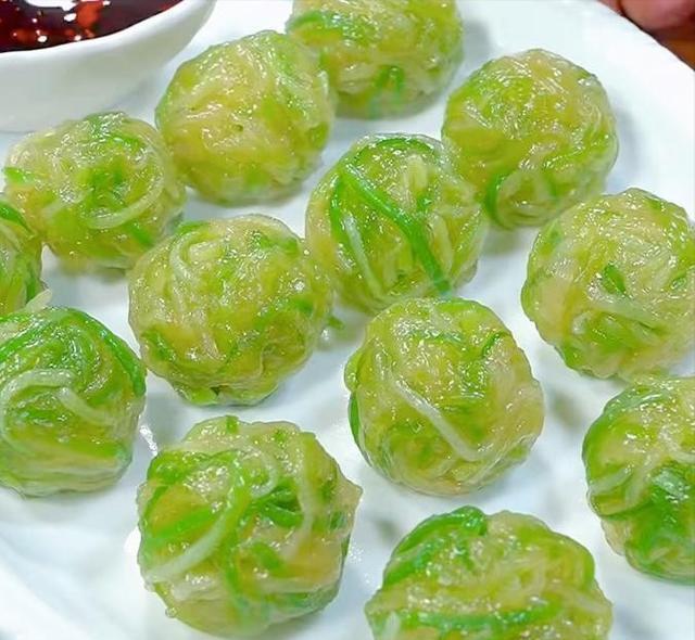 11月,这菜要使劲吃!一降火,二养颜,三润肺止咳,蒸一蒸真鲜呀