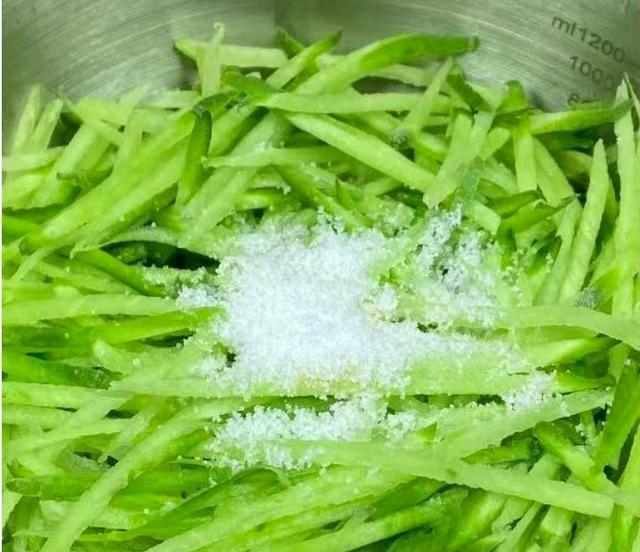 11月,这菜要使劲吃!一降火,二养颜,三润肺止咳,蒸一蒸真鲜呀